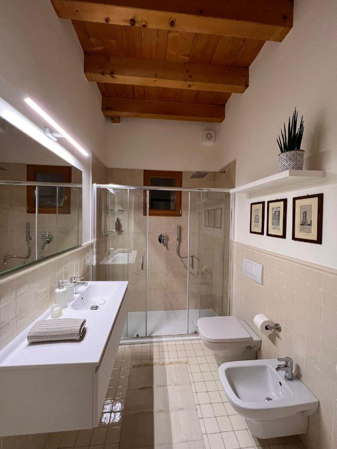 Il Bacio Apartment โกโม ภายนอก รูปภาพ