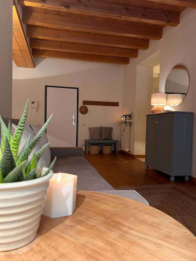 Il Bacio Apartment โกโม ภายนอก รูปภาพ